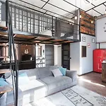 Apartment дві квартири поряд для 8 гостей ск Odessa