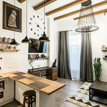 дві квартири поряд для 8 гостей ск Apartman *