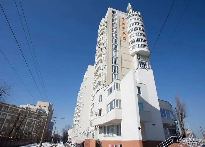 дві квартири поряд для 8 гостей ск *