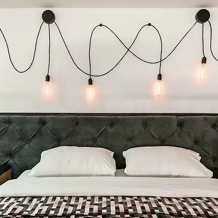 дві квартири поряд для 8 гостей ск Apartment